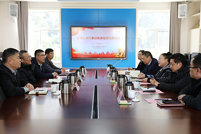 全國人大代表主動征集意見，發揮代表作用